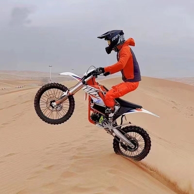 8000W Motor Power High Speed and Long Range Racing Electric Motorcycle for Adults