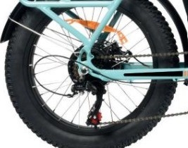 Small Green Chain-Locked Electric Bicycles with Integrated Battery and 60 km Range per Power